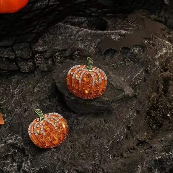 18K Gold Plated Large Pumpkin Rhinestone Stud Earrings - Picture 4 of 5